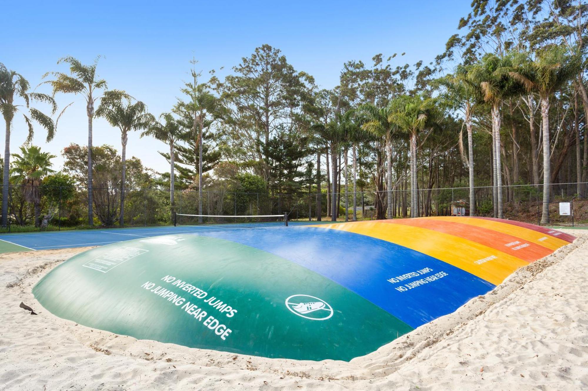Wairo Beach Holiday Park Tabourie Lake Eksteriør bilde